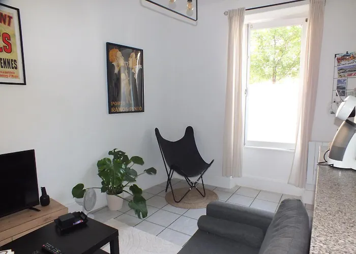 Appartement Proche Du Centre à Pied *